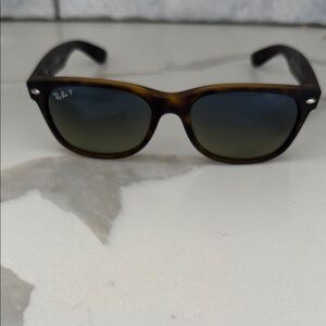 Matte Tortoise Frame RayBan new Wayfarer
